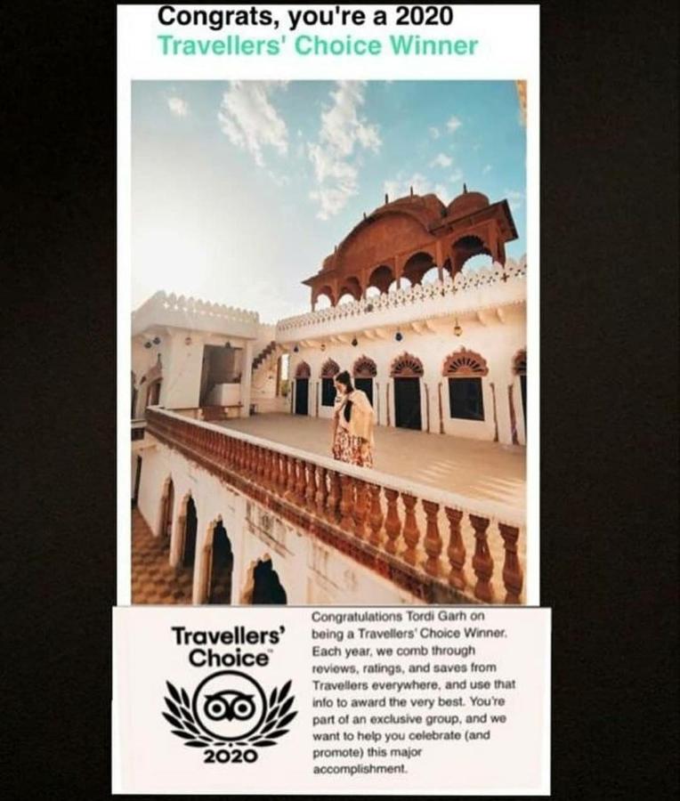 Tordi Garh Hotel Malpura  Luaran gambar