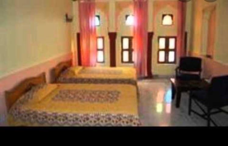Tordi Garh Hotel Malpura  Luaran gambar